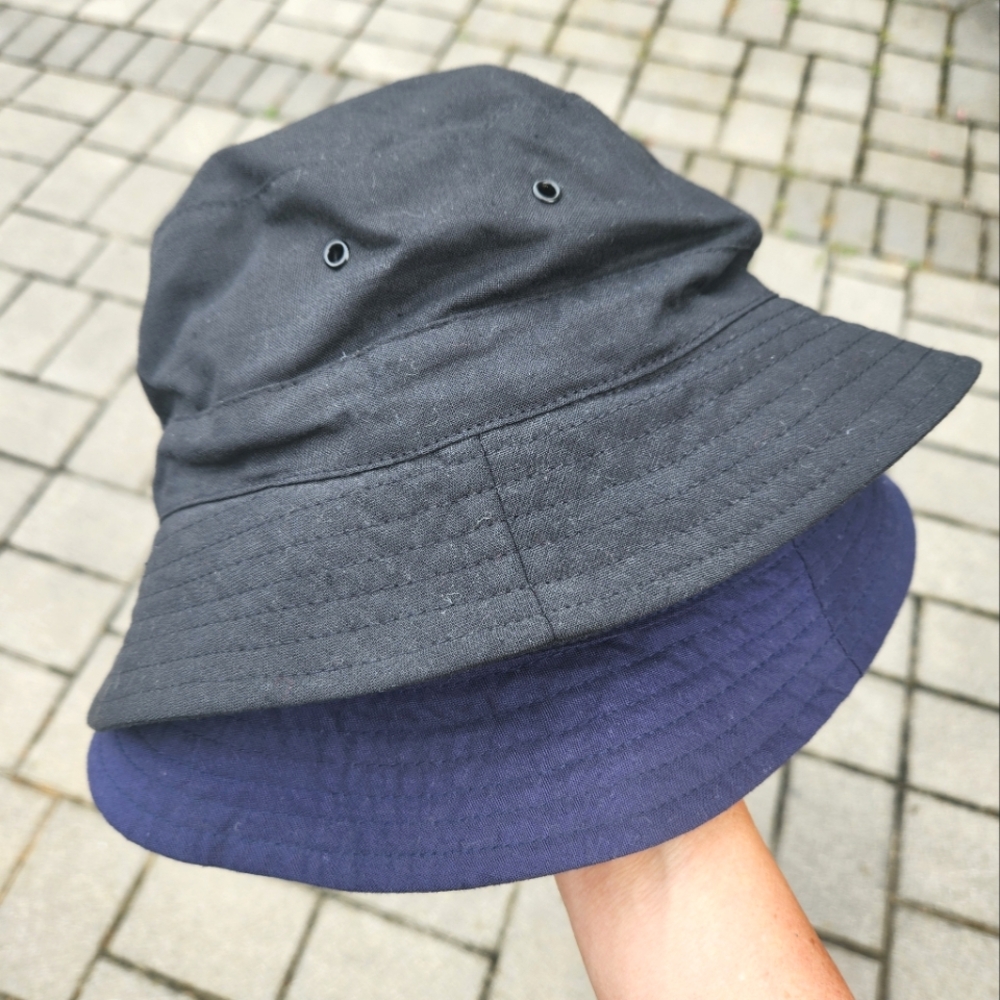 Daniele Meucci Pair of Ladies Bucket Hats